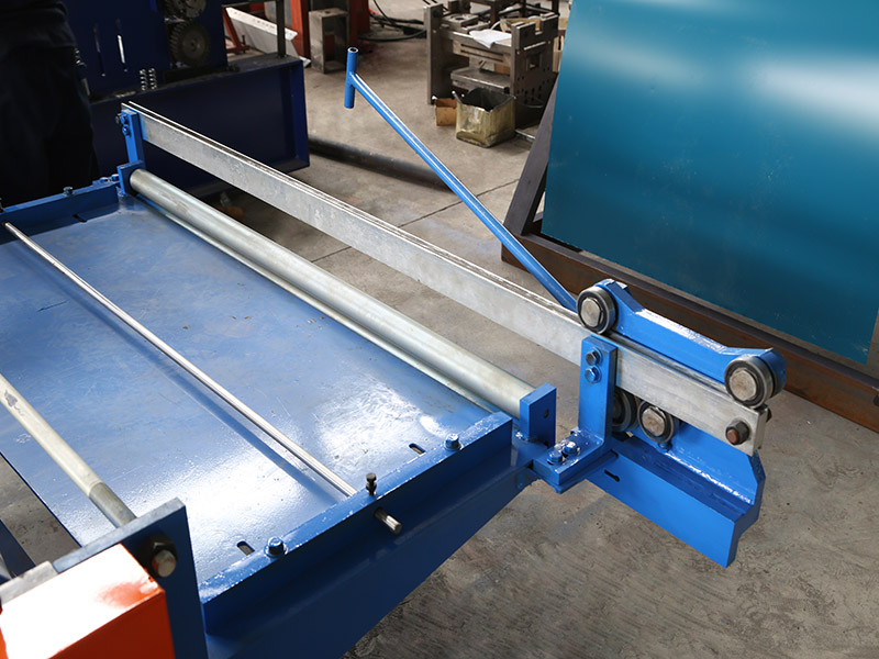 Two Profiles IBR Roofing Panel Roll Forming Machine