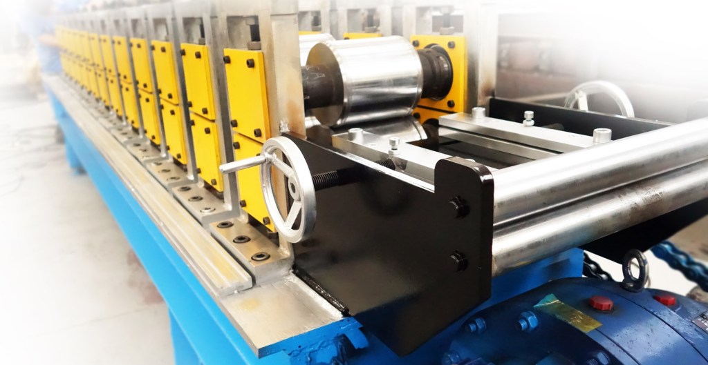 rolling-shutter-roll-forming-machine.jpg