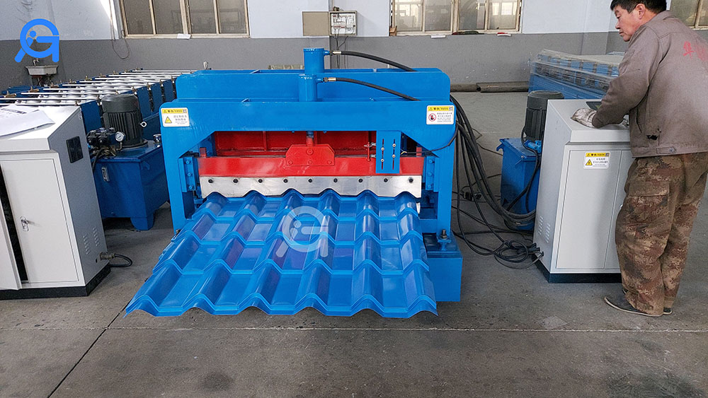 828 simple galvanized glazed roof tile making machine 828 simple galvanized glazed roof tile making machine