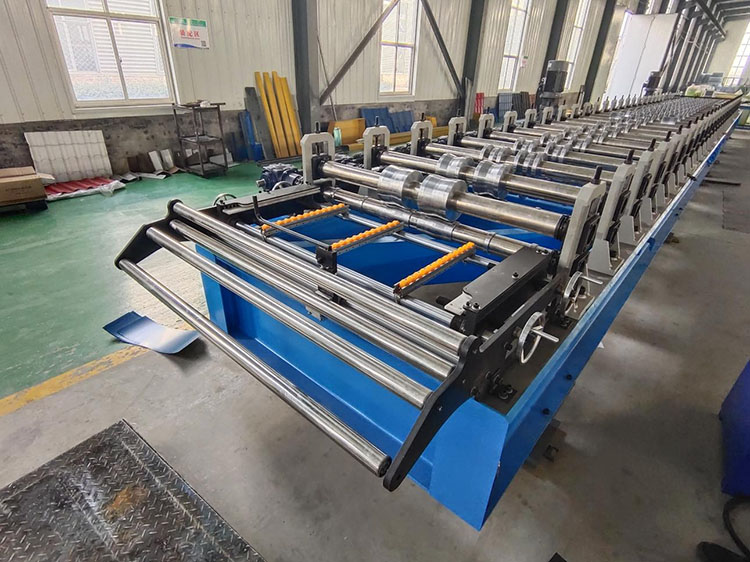How to choose a roll forming machine