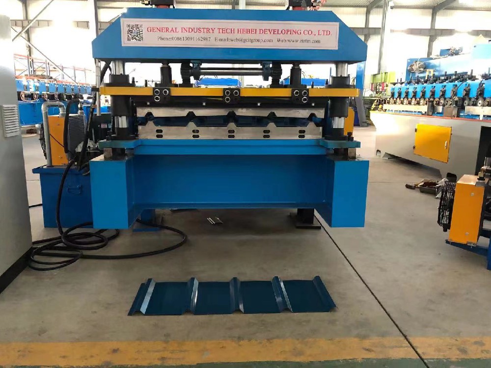 How to test run the roofing sheet roll forming machine?
