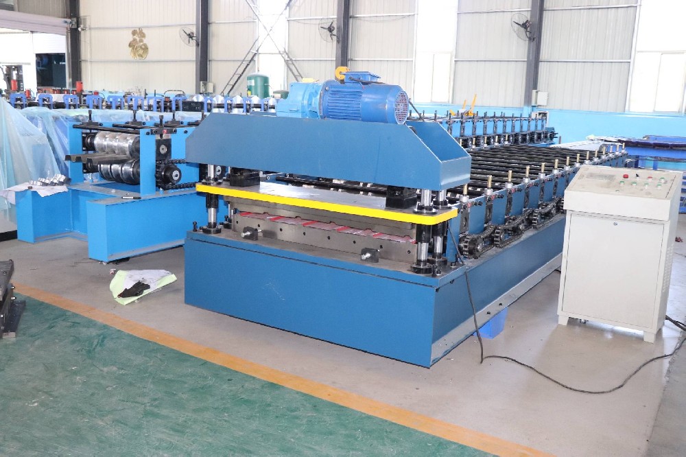 Trapezoidal (IBR) Roofing Sheet Machine